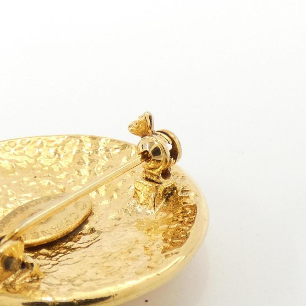 CHANEL Authentic Gold Brooch - Picture 4 of 4